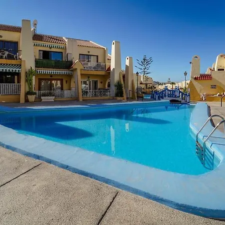 Апартаменты Maraverde 2 Bedroom